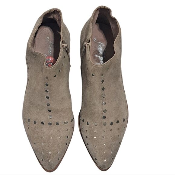 Free People Aquarian Studded Leather Distressing Suede Ankle Boots Taupe Size 6 - Picture 16 of 17